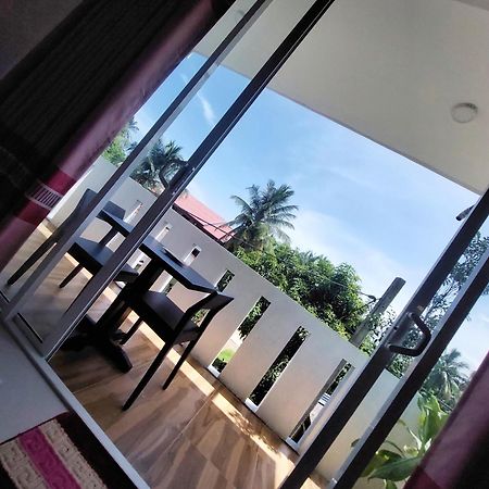Chen Villa - Near Airport Negombo Kültér fotó