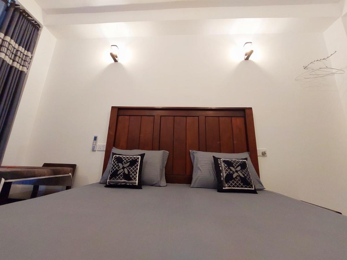 Chen Villa - Near Airport Negombo Kültér fotó