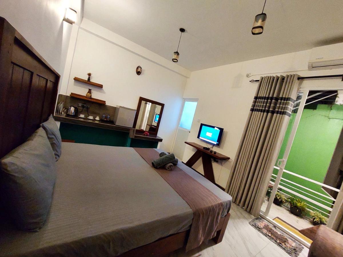 Chen Villa - Near Airport Negombo Kültér fotó