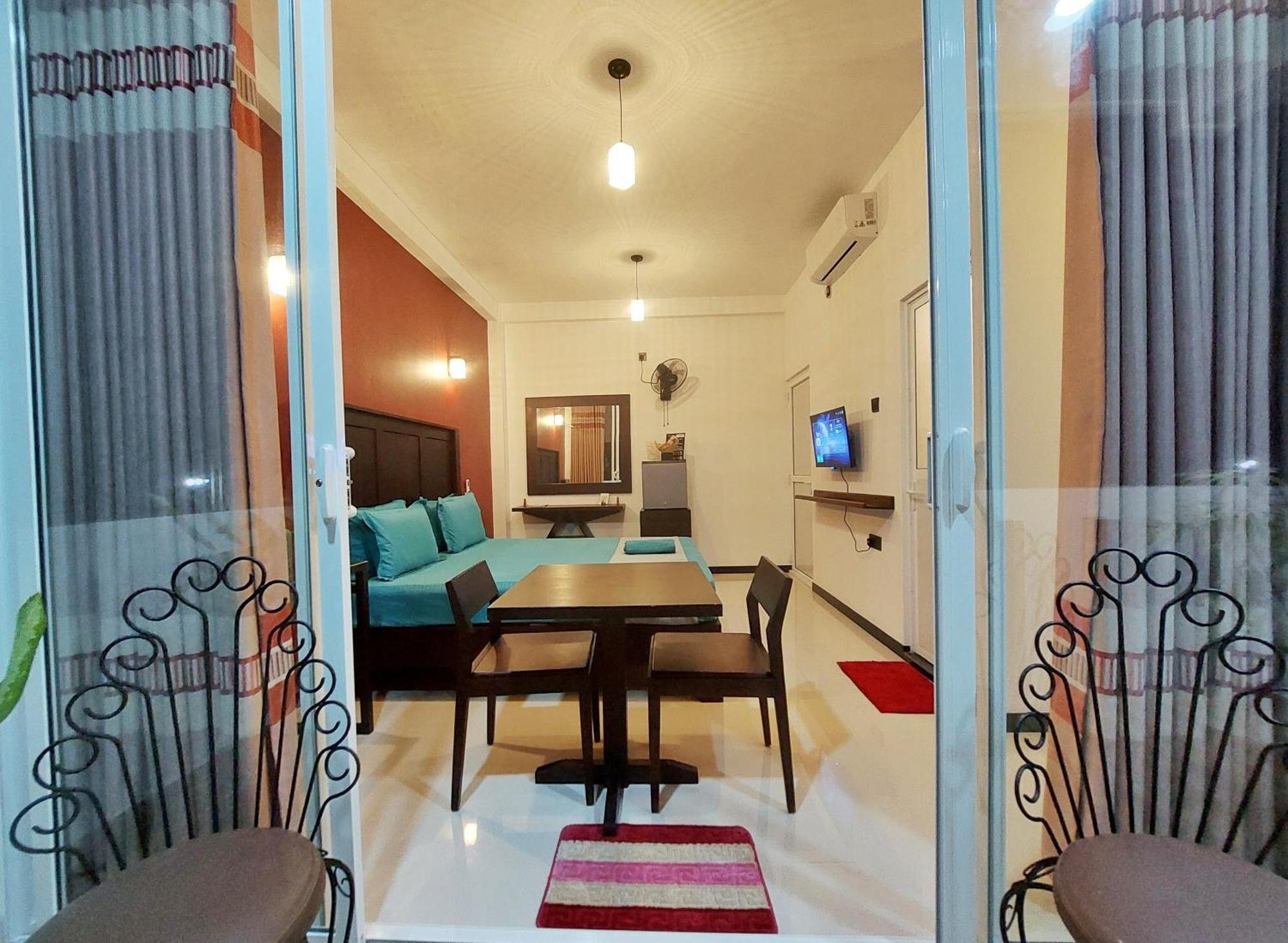 Chen Villa - Near Airport Negombo Kültér fotó