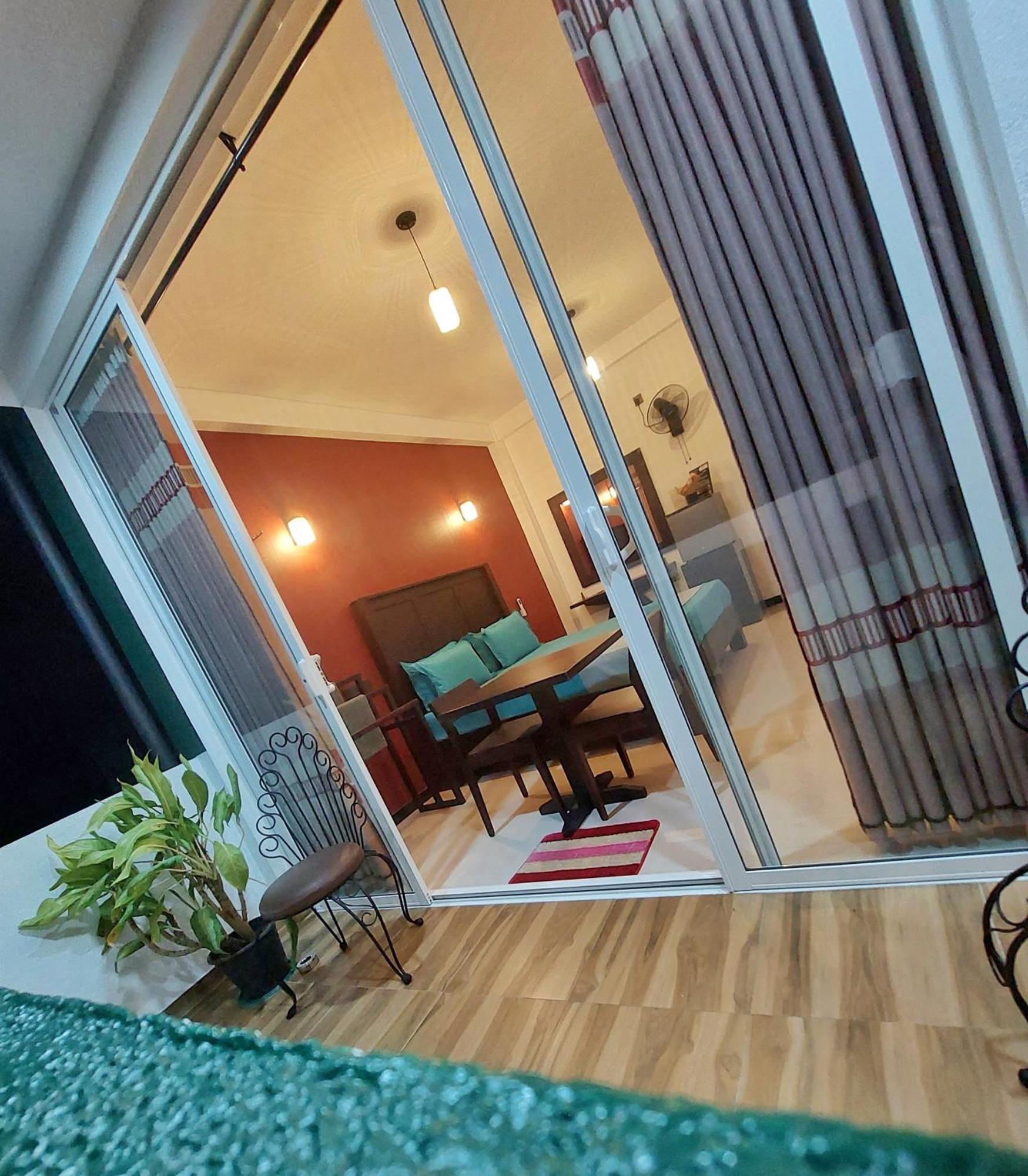 Chen Villa - Near Airport Negombo Kültér fotó